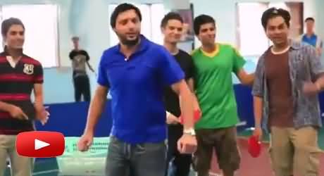 A Rare Video of Shahid Afridi with His Friends Enjoying in a Club