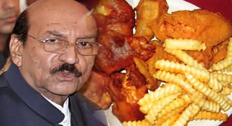 CM Sindh Qaim Ali Shah Enjoyed Fry Fish, Roast Chicken Lunch in Thar Among Dying People