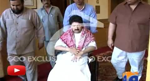 Hamid Mir First Video After Attack, Moving From Hospital To Hotel