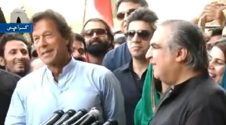 Imran Khan Made Every One Laugh With His Interesting Answer of A Question About Muhajir