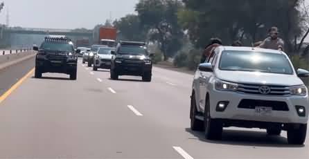 Imran Khan's convoy on its way towards Islamabad