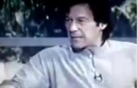 Imran Khan Telling Who Should Come into Pakistani Politics, A Rare Video