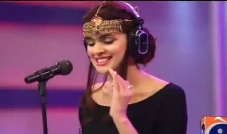 Interesting Parody of Gul Panra Song Man Aamadeh Am