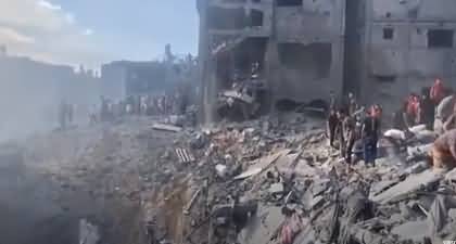 Israeli Airstrikes Hit Jabalia Refugee Camp in Gaza, Killing Dozens