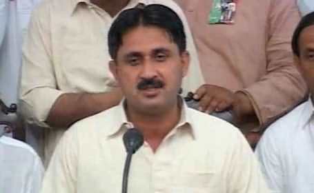 Jamshed Dasti Went Unconscious Two Times During Dharna with Transporters