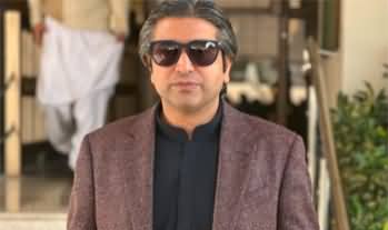 Journalist Hassan Ayub's tweet about Imran Khan's alleged daughter Tyrian Khan