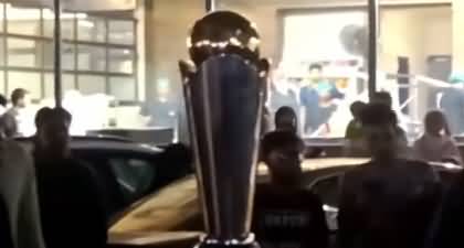 Karachi: The Champions Trophy has reached the food street of Burns Road