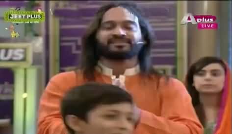 Mubashir Luqman Is Like My Father - Waqar Zaka Apologizes To Mubashir Luqman