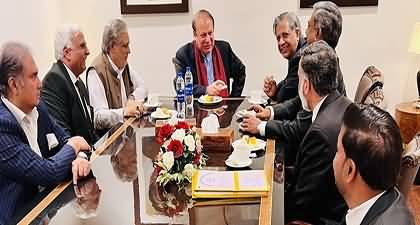 Nawaz Sharif Chairs First Political Meeting After Returning to Home