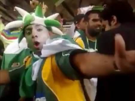 Reaction of Pakistanis From Different Areas of World on Two Sixes of Afridi Against India