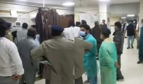 TLP Supporters Badly Crying In Hospital After Khadim Rizvi Passed Away