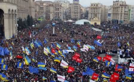 Ukraine Revolution: Public Captured the Govt Offices, President Escaped