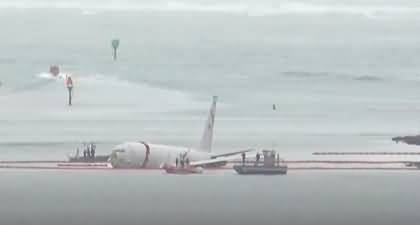 Watch How U.S. Navy Surveillance Aircraft Slid Into Water After Overshooting Runway